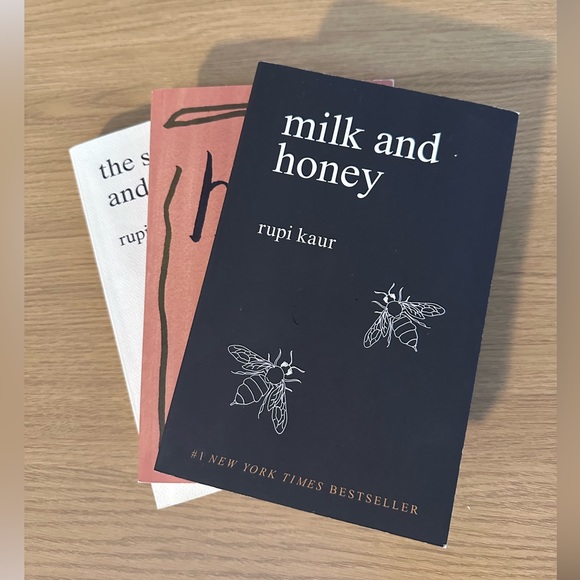 Rupi Kaur Book Set - Picture 1 of 4